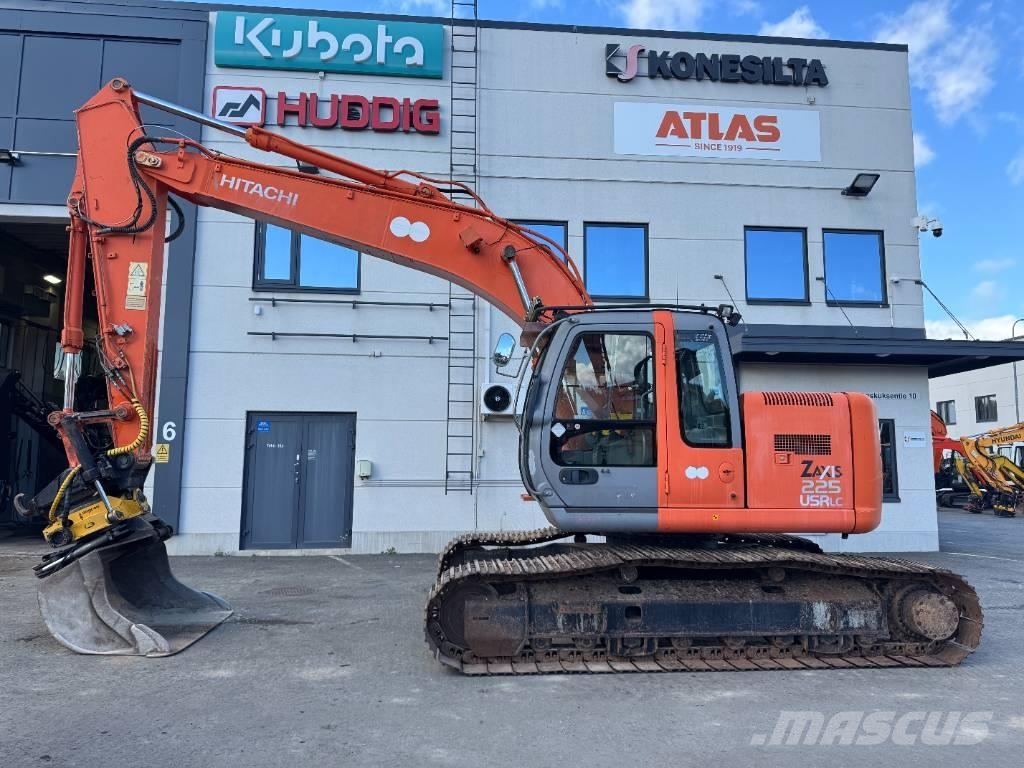 Hitachi ZX225USR PYÖRITTÄJÄLLÄ Crawler excavators