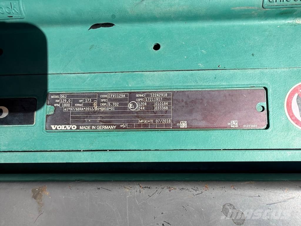Volvo EW 220 E EW220 - EW 180 - EW 200 حفارات بعجل