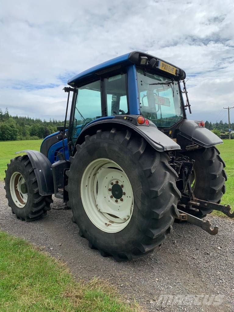 Valtra N141 Tractor Bosbouw tractoren