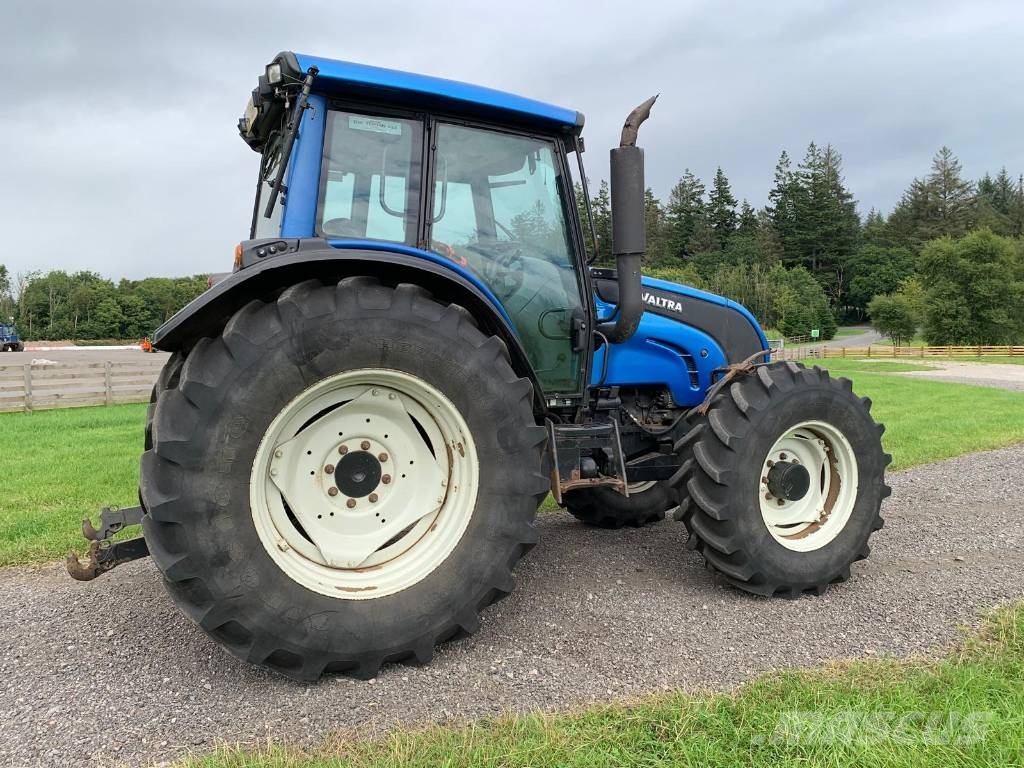 Valtra N141 Tractor Bosbouw tractoren