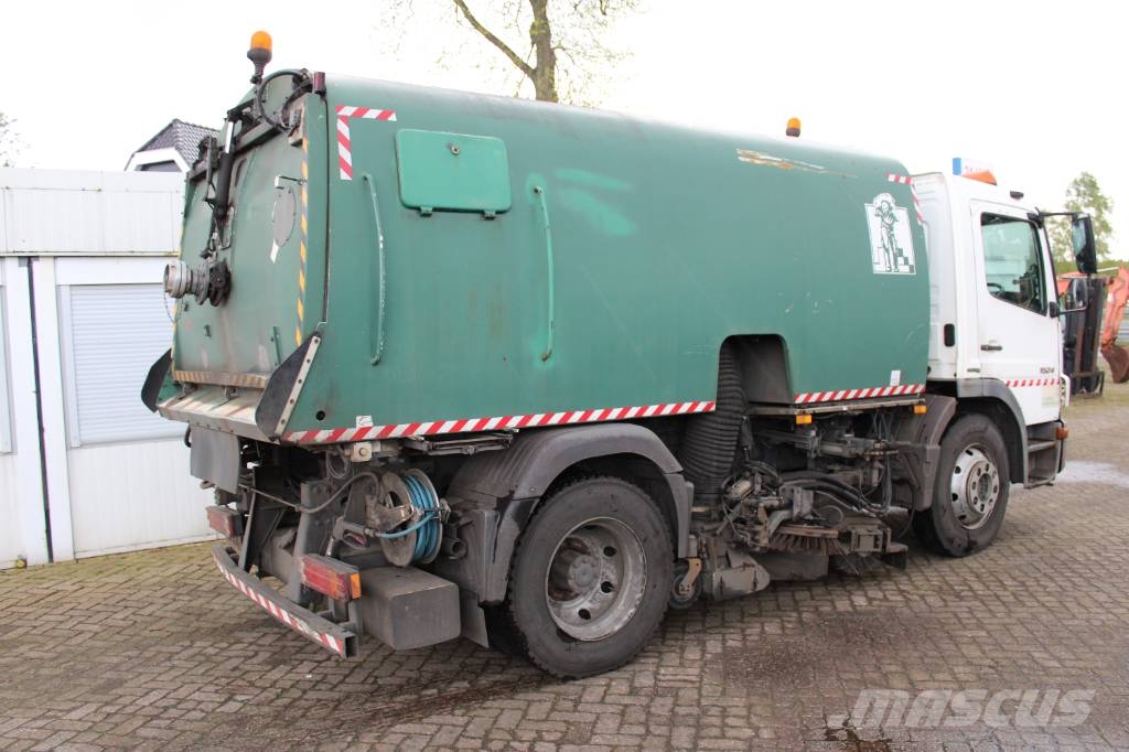 Mercedes-Benz Atego 1524 Lakaisukoneet
