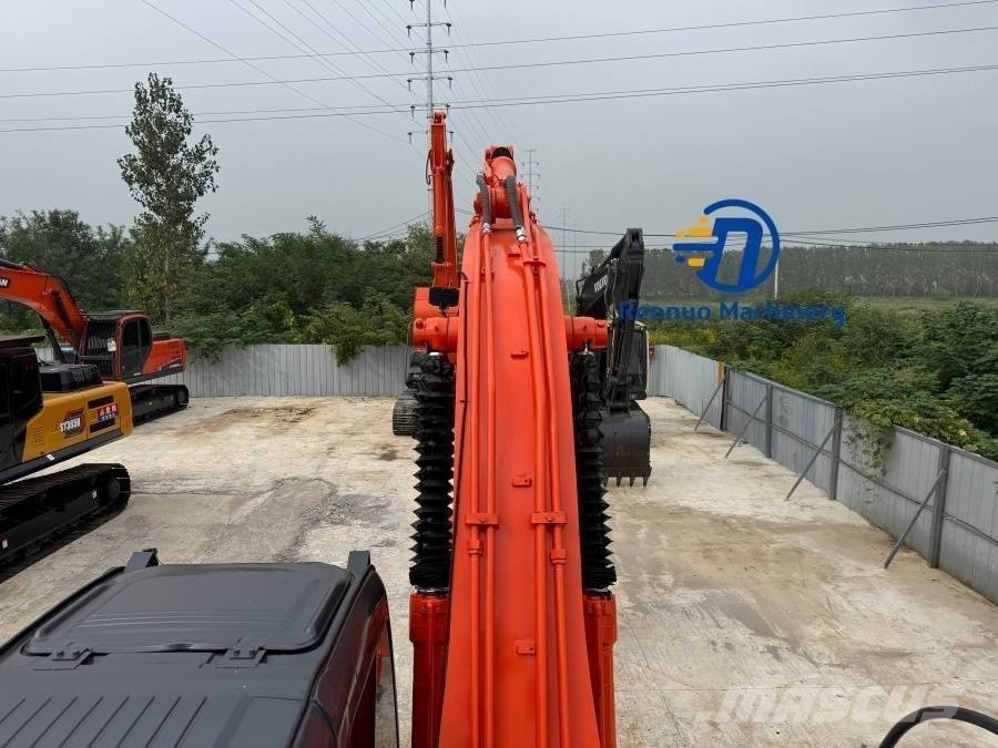 Hitachi ZX 240 Εκσκαφείς με ερπύστριες
