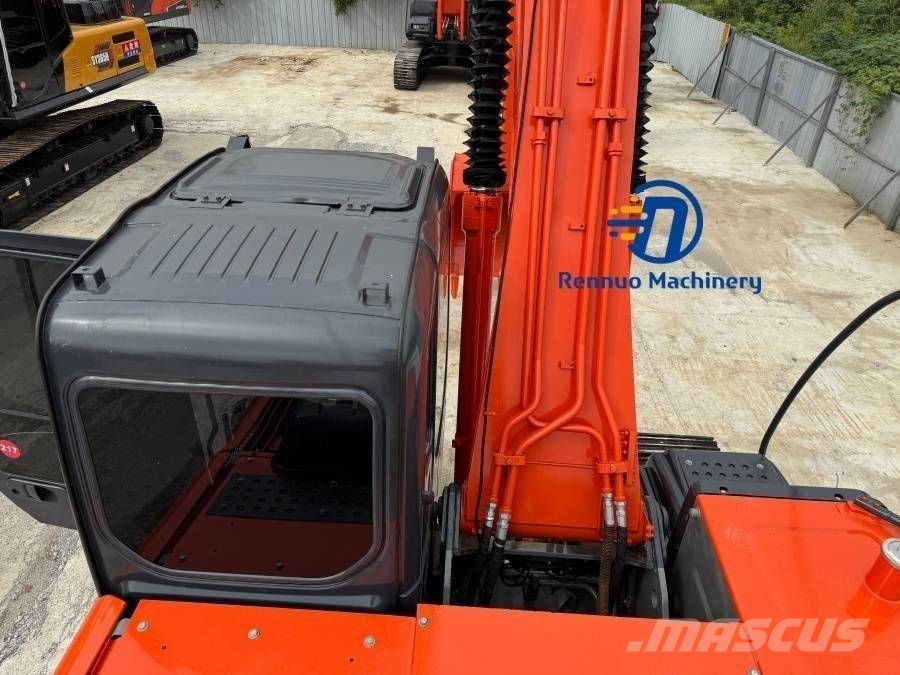 Hitachi ZX 240 Εκσκαφείς με ερπύστριες