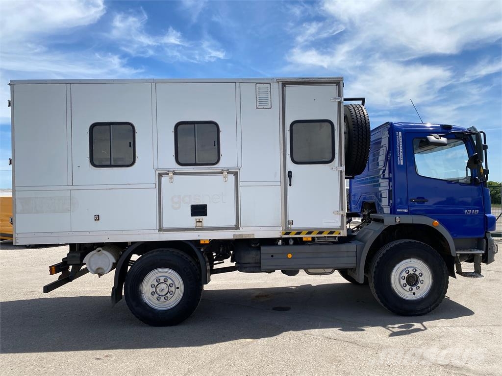 Mercedes-Benz ATEGO 4x4 pojazdná dielňa VIN 013 هيكل صندوقي