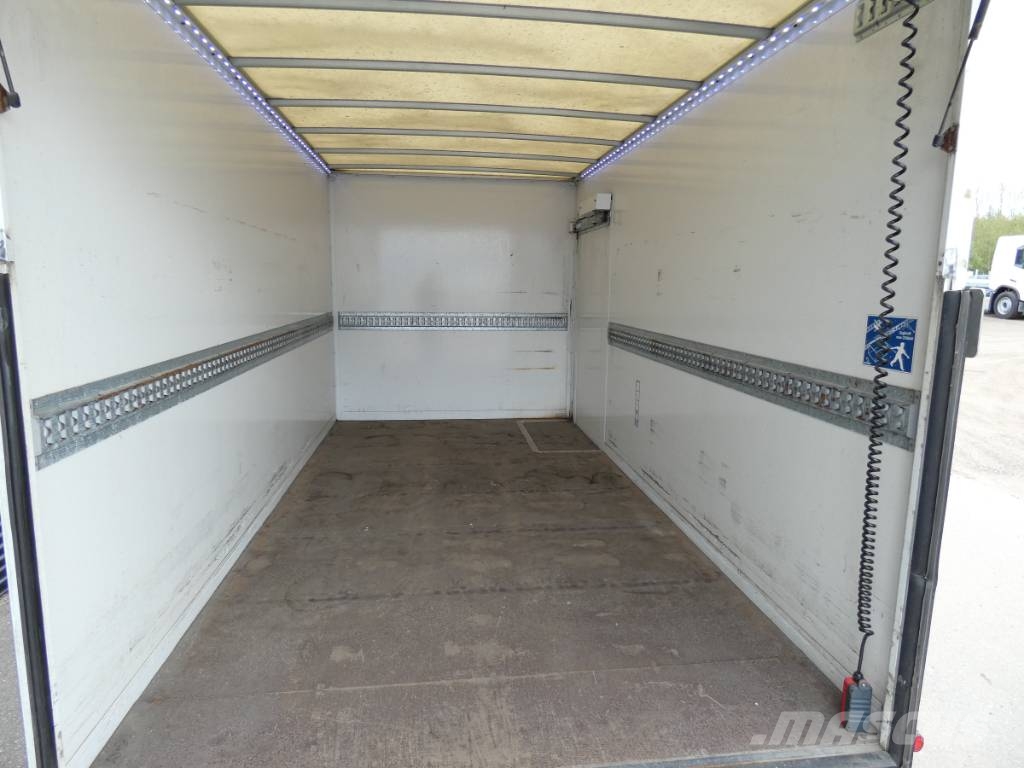 Mercedes-Benz Sprinter 516 شاحنات ذات هيكل صندوقي