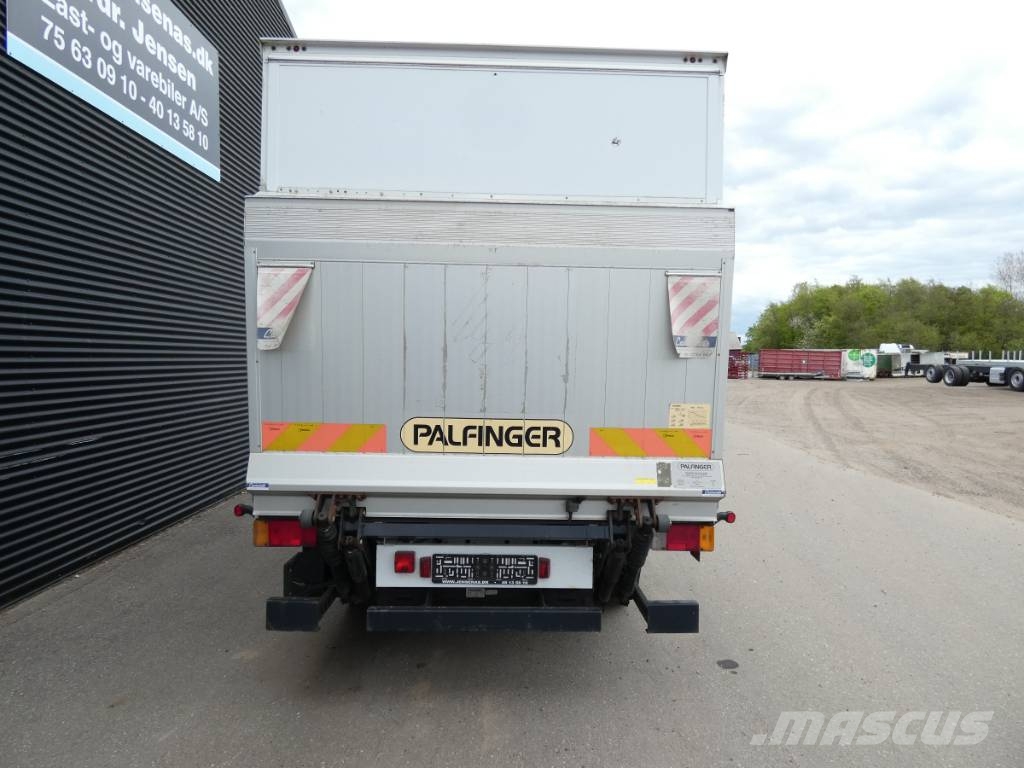 Mercedes-Benz Sprinter 516 شاحنات ذات هيكل صندوقي