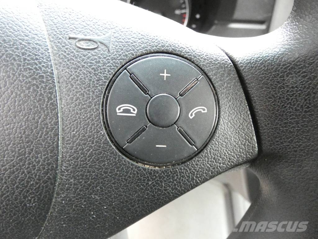 Mercedes-Benz Sprinter 516 شاحنات ذات هيكل صندوقي