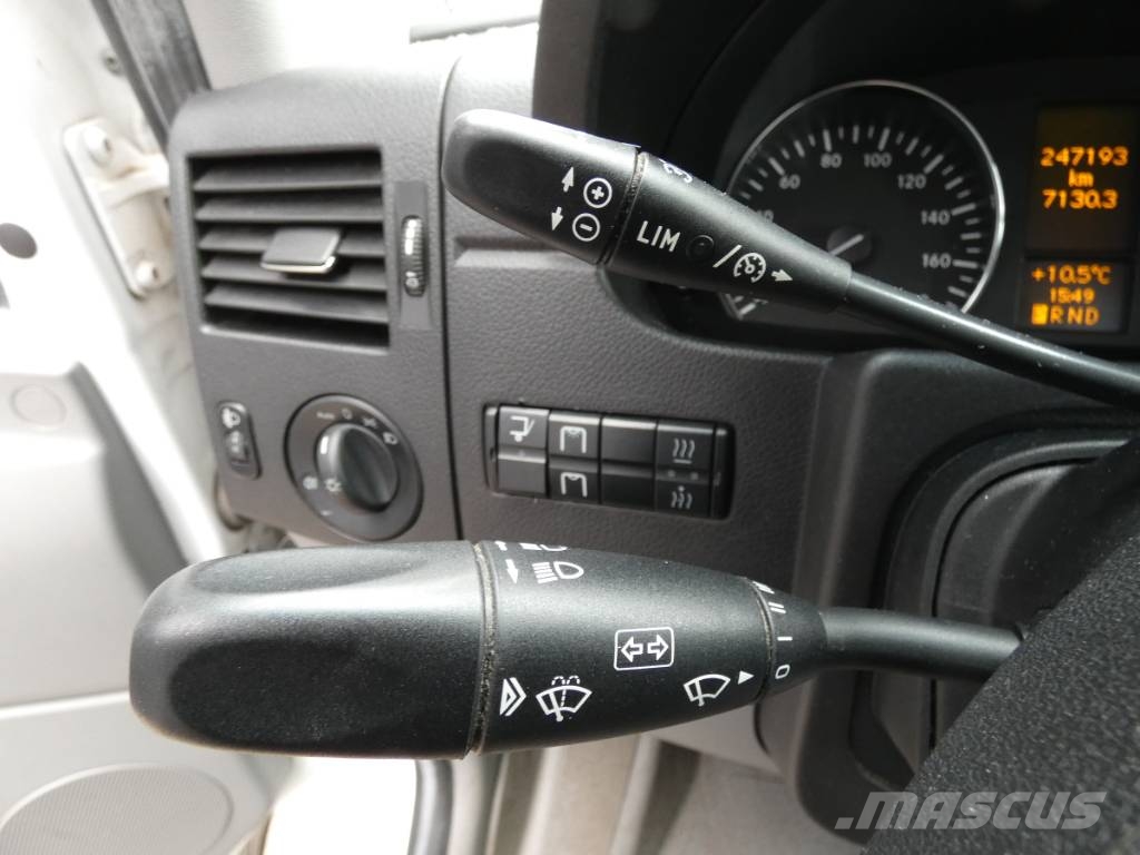 Mercedes-Benz Sprinter 516 شاحنات ذات هيكل صندوقي