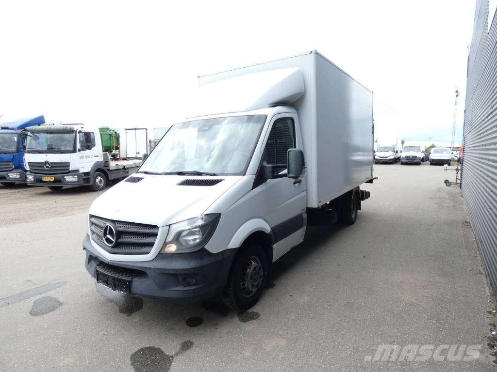 Mercedes-Benz Sprinter 516 شاحنات ذات هيكل صندوقي