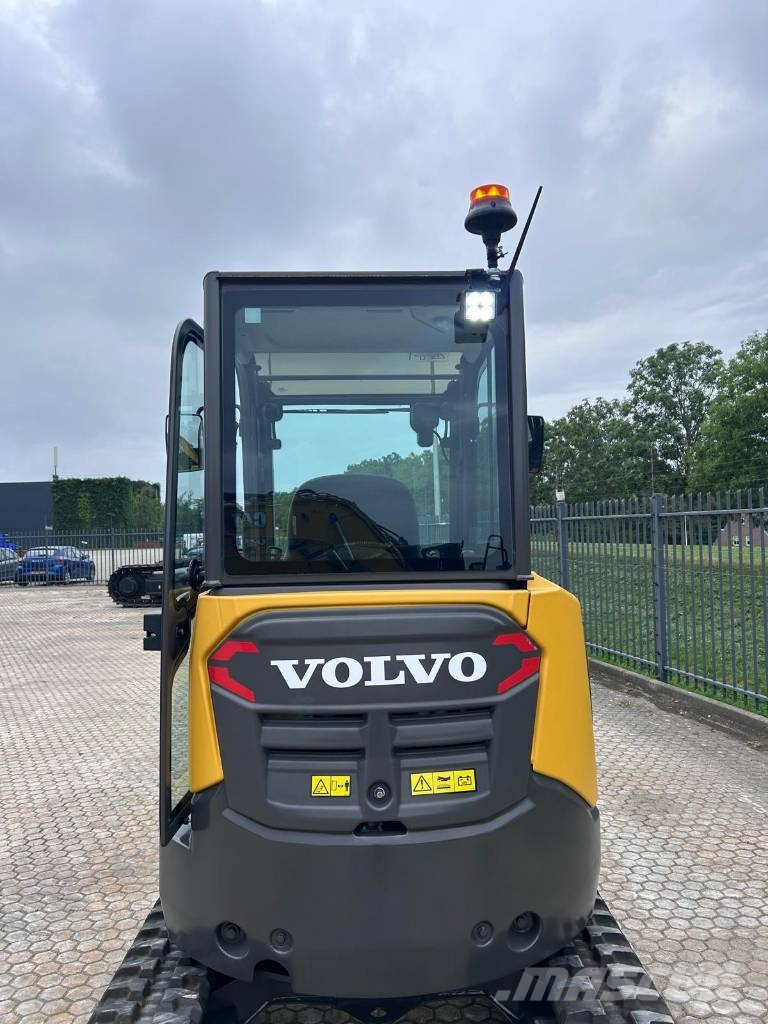 Volvo ECR25 Electric – 100% Electric Compact Excavator Minigraafmachines < 7t