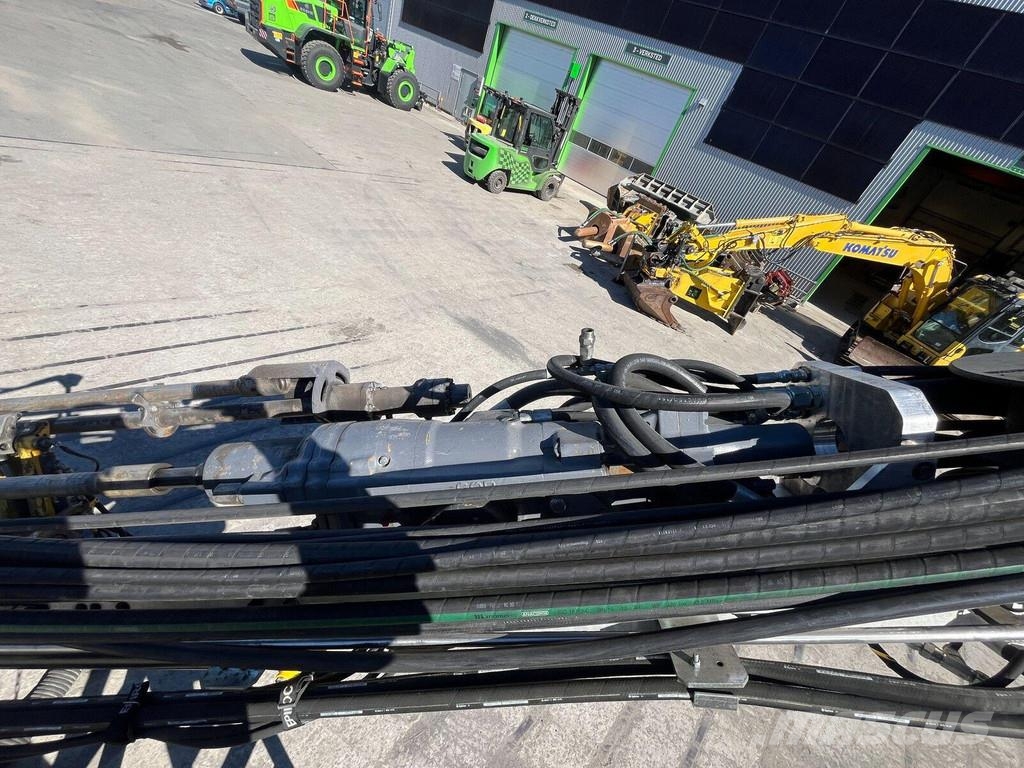 Epiroc Flexiroc T30R-03 مثاقيب ثقيلة