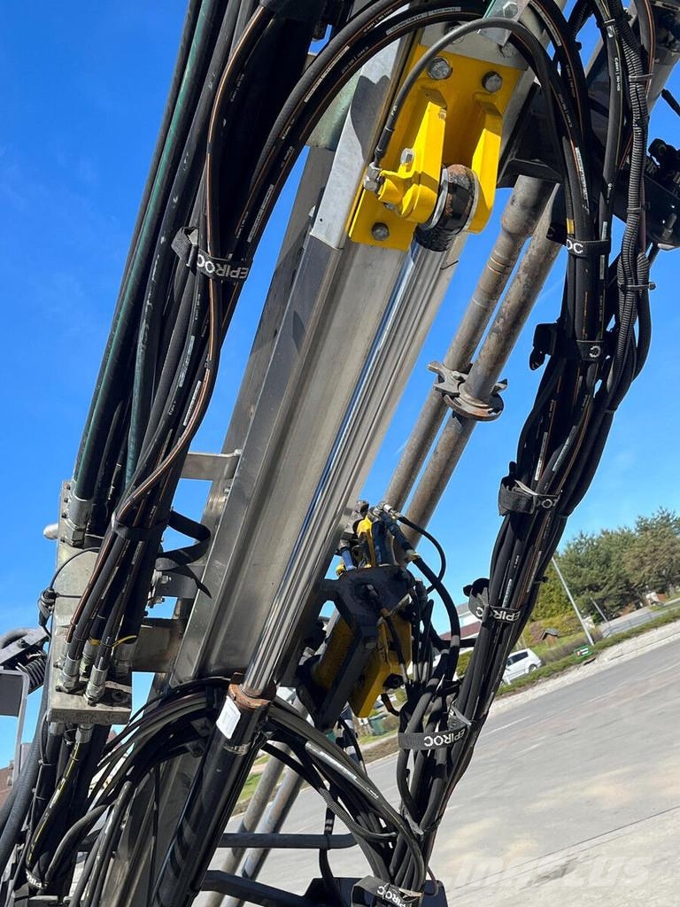 Epiroc Flexiroc T30R-03 مثاقيب ثقيلة
