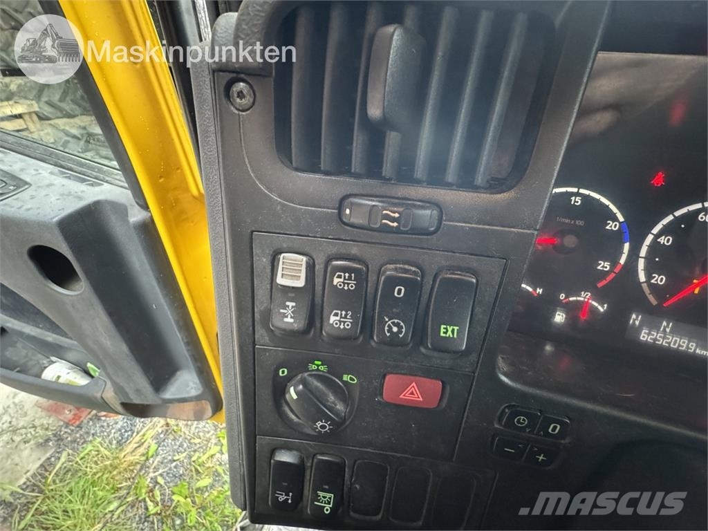 Scania P270DB4X2MLB Skåpbilar Kyl/Frys/Värme