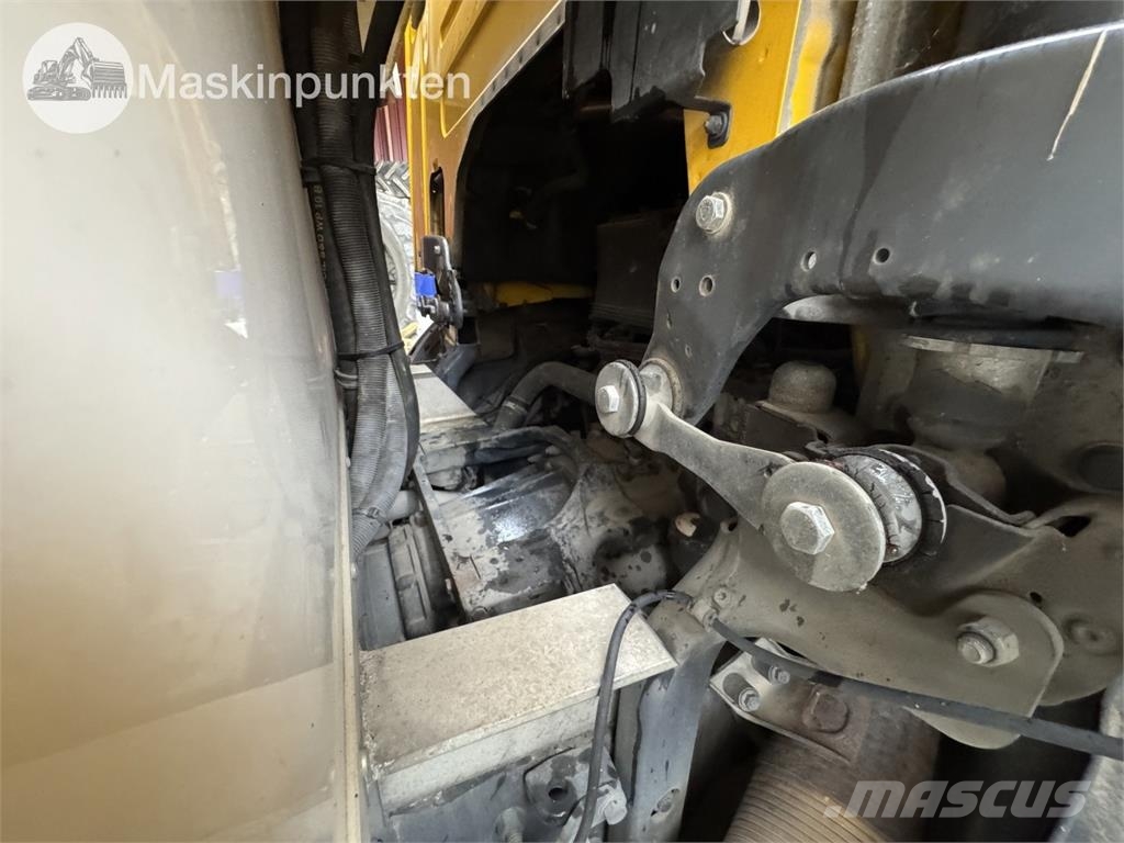 Scania P270DB4X2MLB Skåpbilar Kyl/Frys/Värme