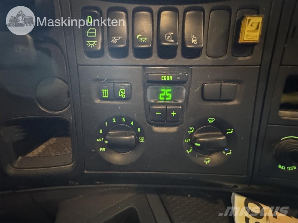 Scania P270DB4X2MLB Skåpbilar Kyl/Frys/Värme