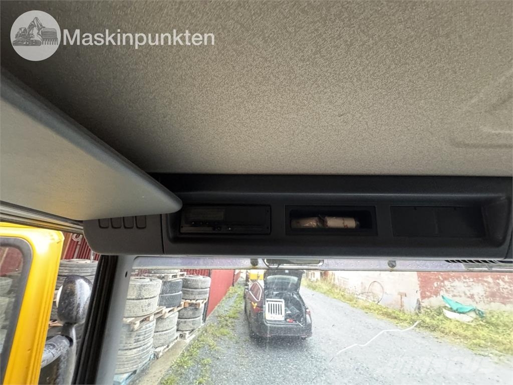 Scania P270DB4X2MLB Skåpbilar Kyl/Frys/Värme