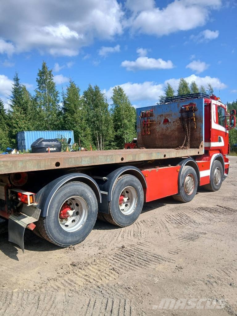 Scania R 560 Rol kiper kamioni sa kukom za podizanje tereta