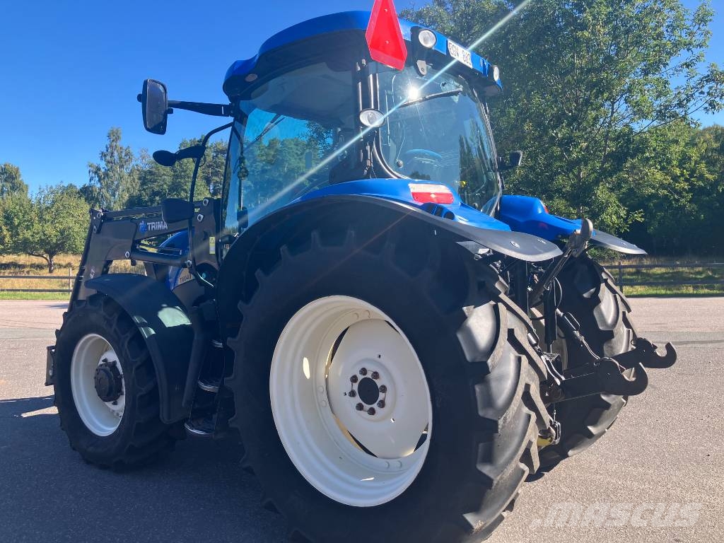 New Holland T 6040 Tractors