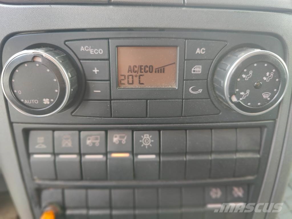 MAN TGL 8.180 Umpikorikuorma-autot