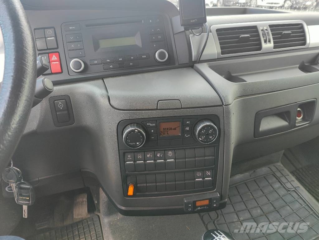 MAN TGL 8.180 Umpikorikuorma-autot