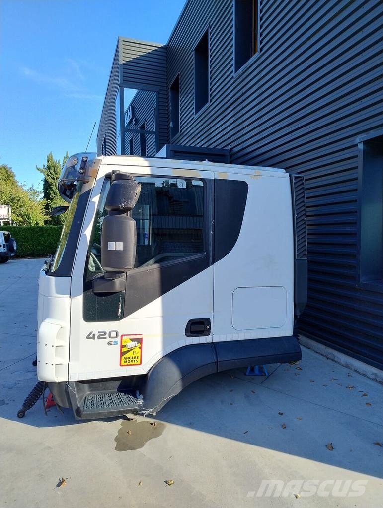 Iveco STRALIS LOW ROOF EURO 5 2008 -> Cabinas