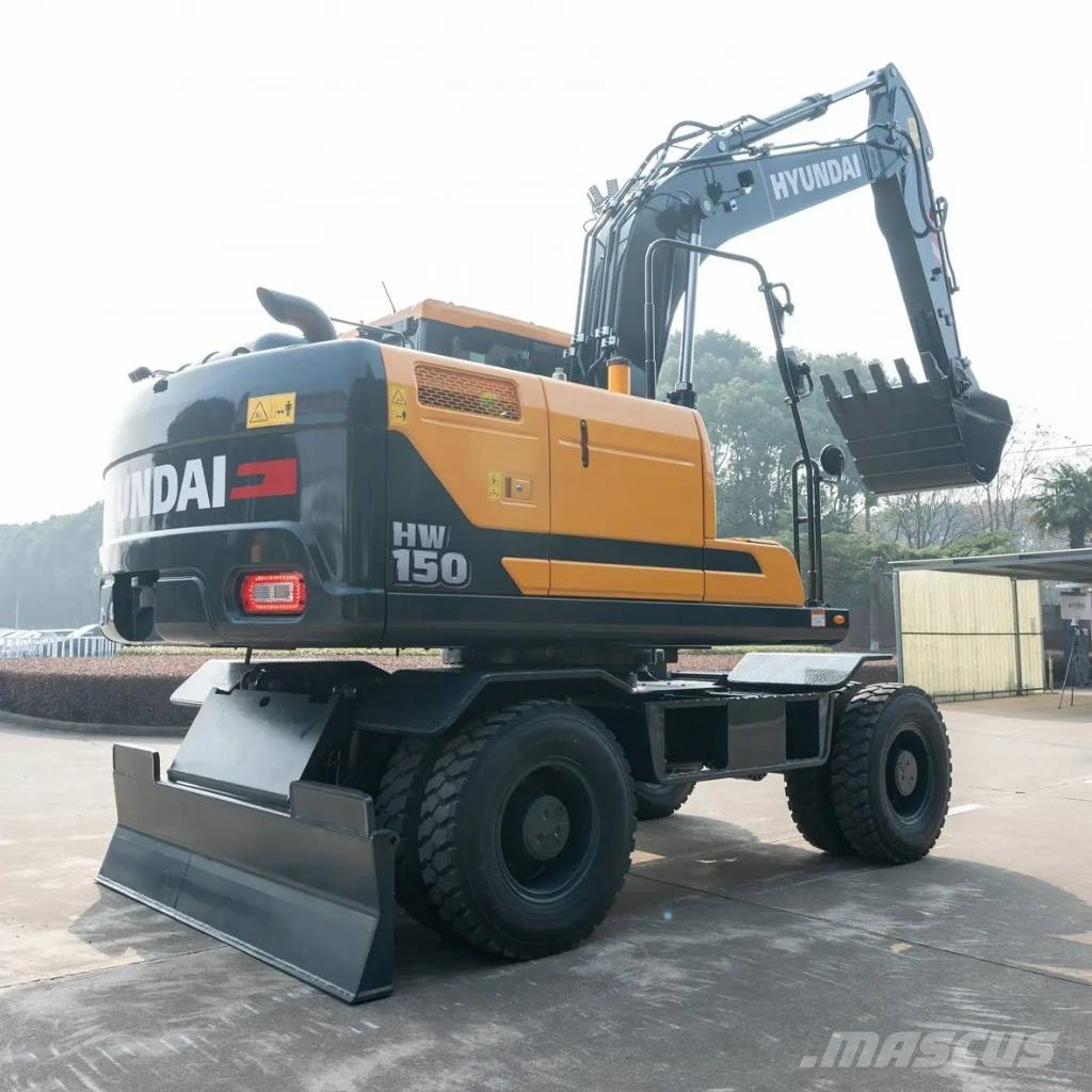 Hyundai HW 150 轮式挖掘机