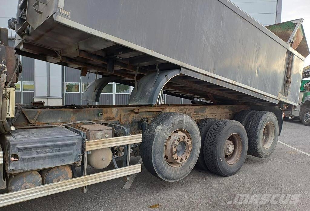 Volvo FM 460 Savivarčių priekabų vilkikai