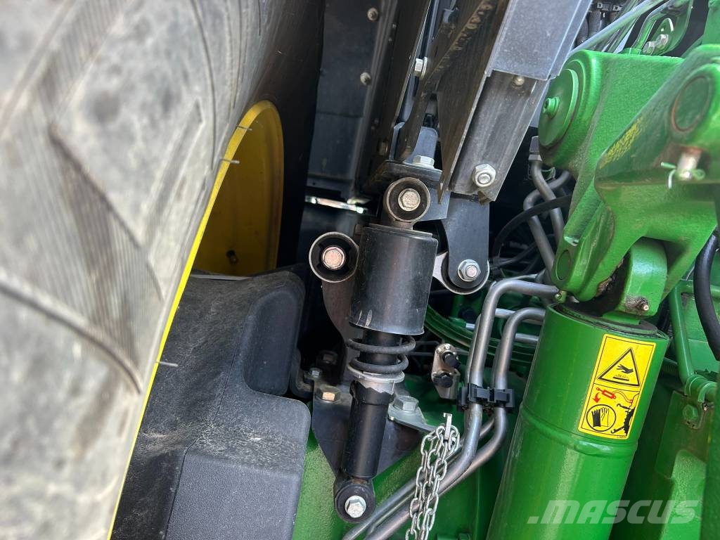 John Deere 6M 220 Tractores