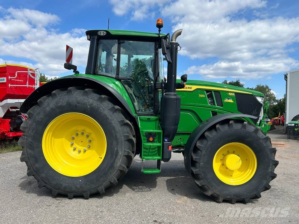 John Deere 6M 220 Tractores