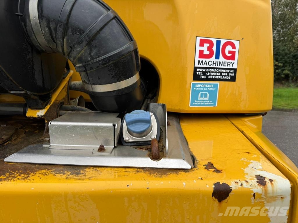 Bell B30D 铰接式自卸车