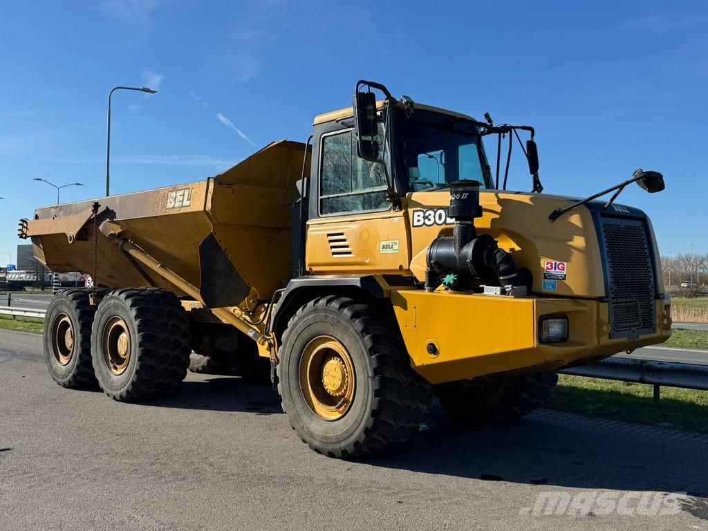 Bell B30D 铰接式自卸车
