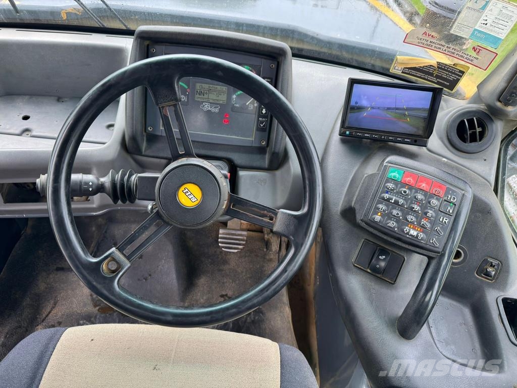 Bell B30D 铰接式自卸车