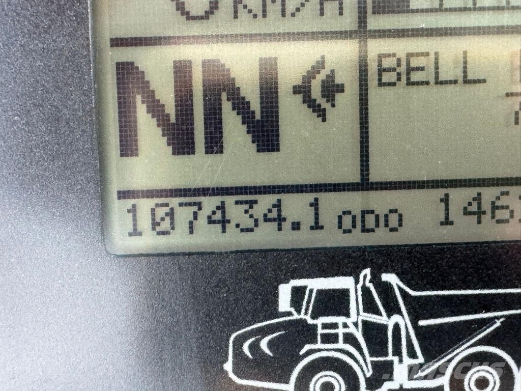 Bell B30D 铰接式自卸车