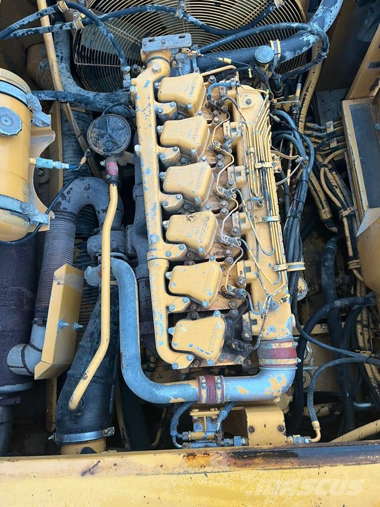 Liebherr R 942 Bageri guseničari