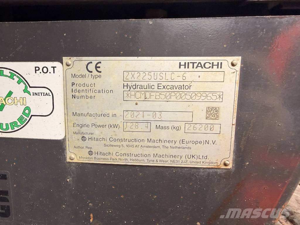 Hitachi ZX 225 US LC-6 with EC226 Engcon Kāpurķēžu ekskavatori