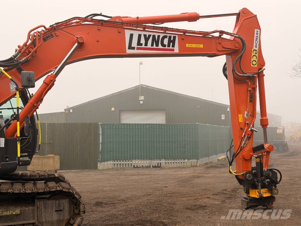 Hitachi ZX 225 US LC-6 with EC226 Engcon Kāpurķēžu ekskavatori
