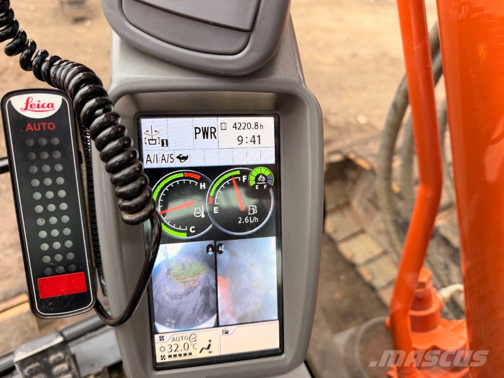 Hitachi ZX 225 US LC-6 with EC226 Engcon Kāpurķēžu ekskavatori