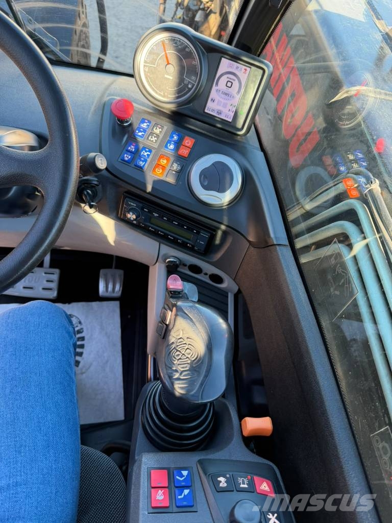 Manitou MLT 741 Kmetijski teleskopski nakladalci