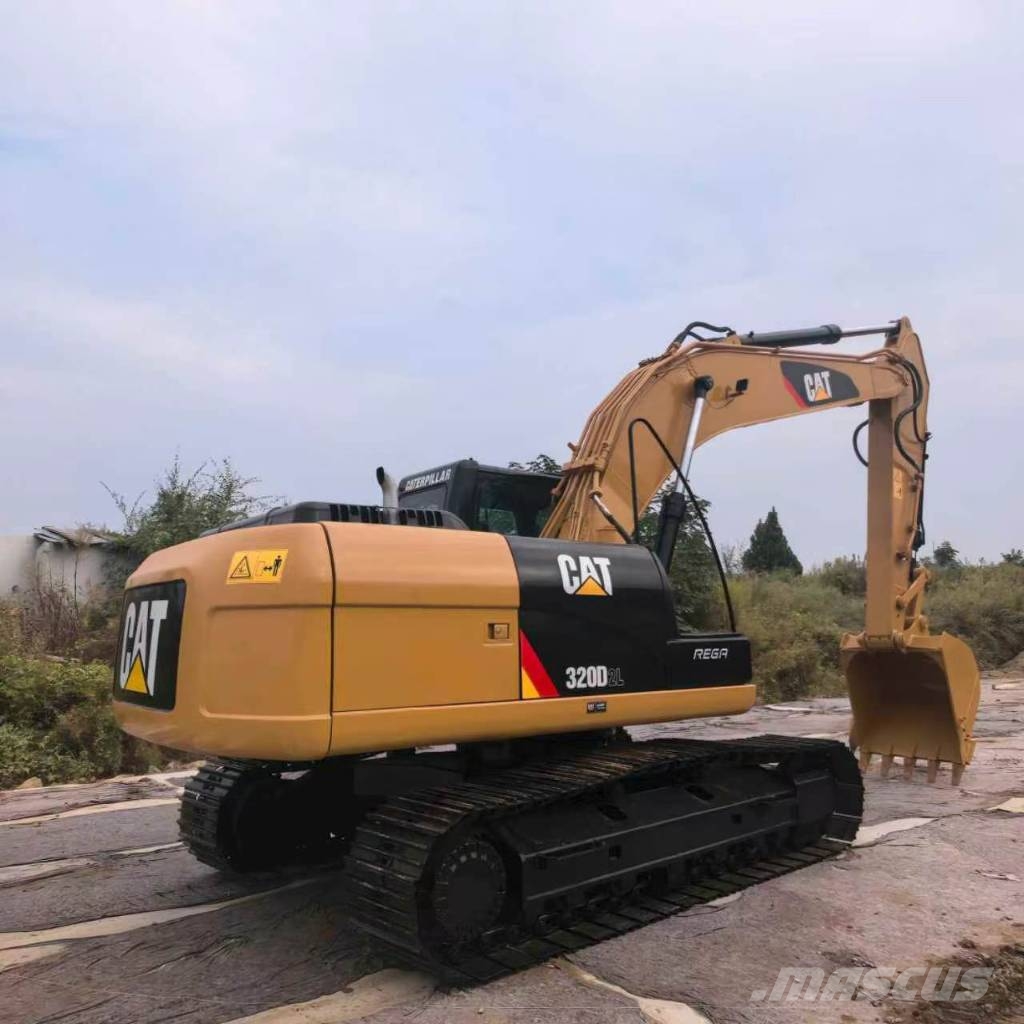 CAT 320 D L Gravemaskiner på larvebånd