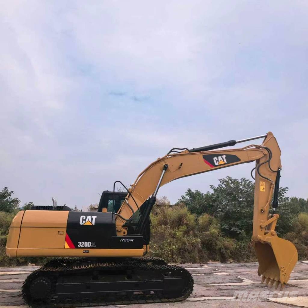 CAT 320 D L Gravemaskiner på larvebånd