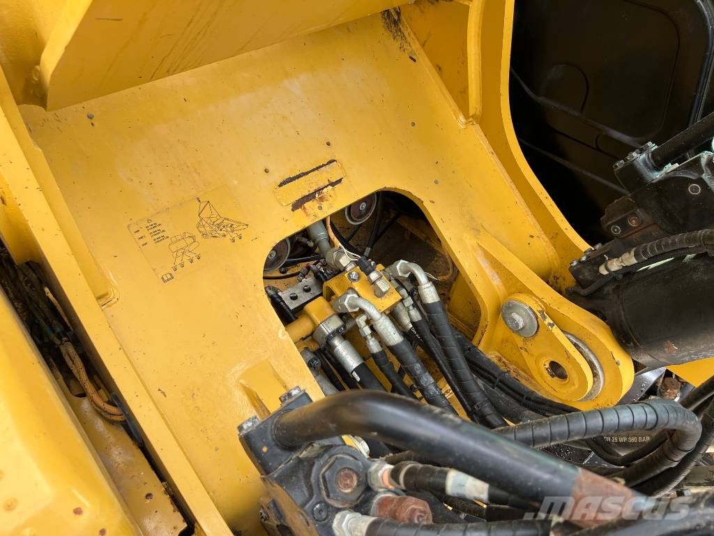 CAT 352F Bageri guseničari
