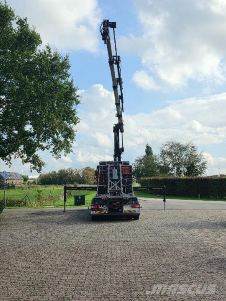 DAF CF530 FAD HIAB 302 30tm CRANE/CONTAINER!! ZERO EMI Hákový nosič kontejnerů