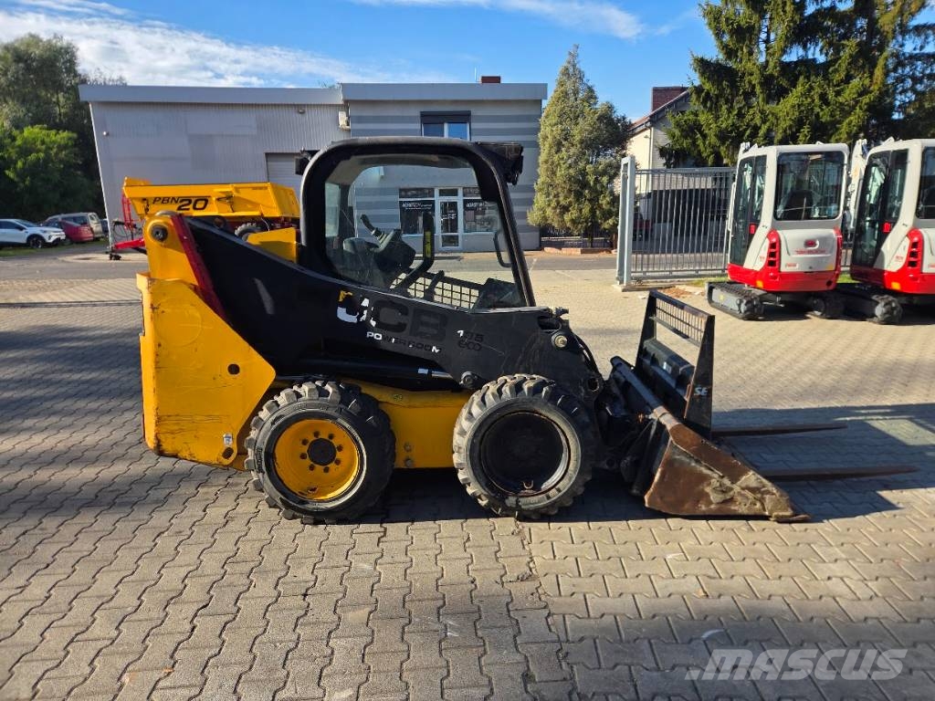 JCB 135 Skid steer loaders
