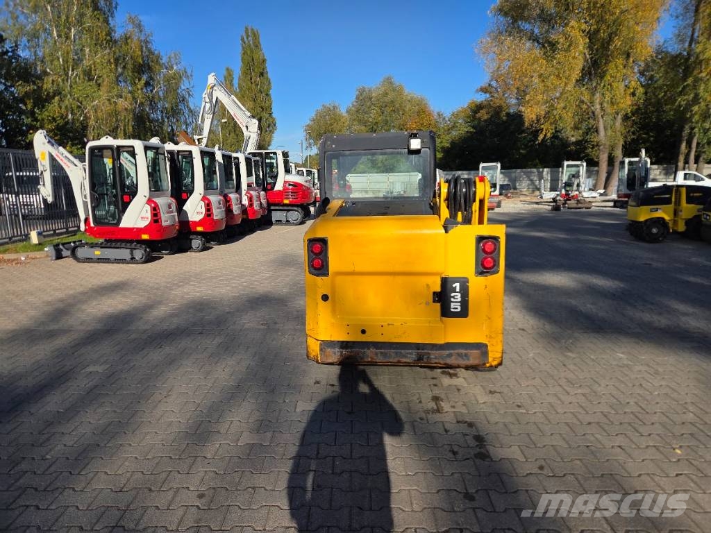 JCB 135 Skid steer loaders