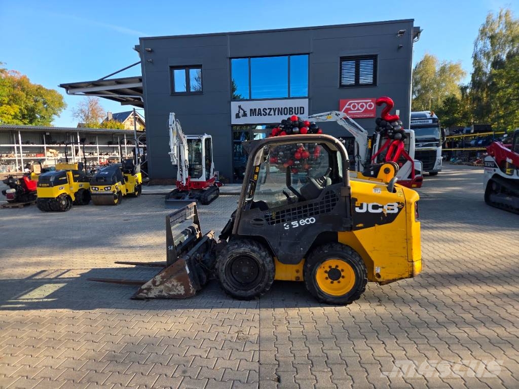 JCB 135 Skid steer loaders