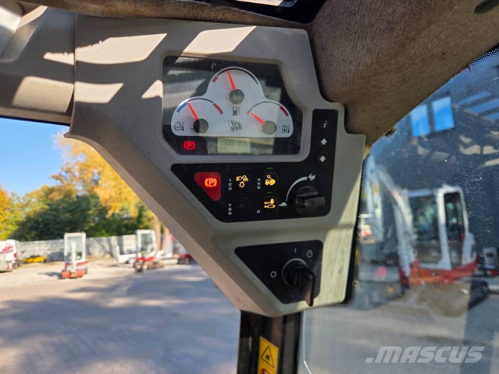 JCB 135 Skid steer loaders