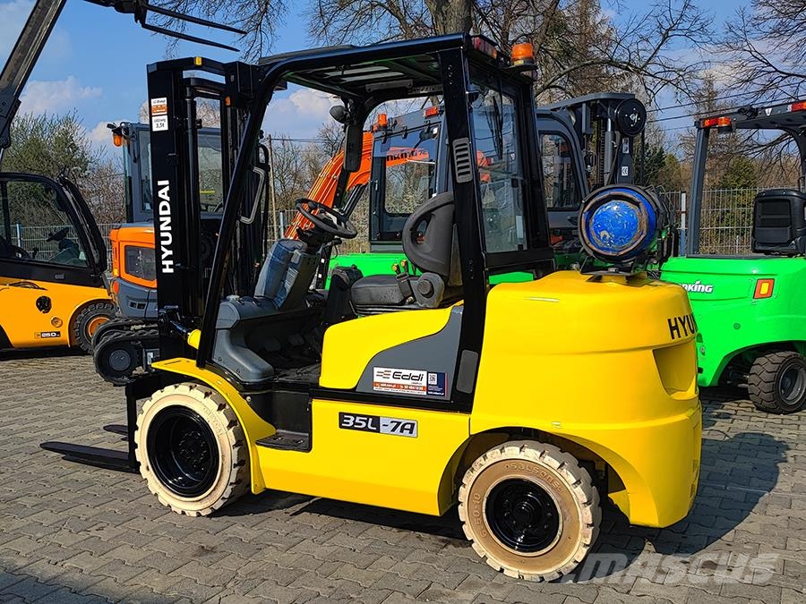 Hyundai 35L-7A LPG gaffeltrucks