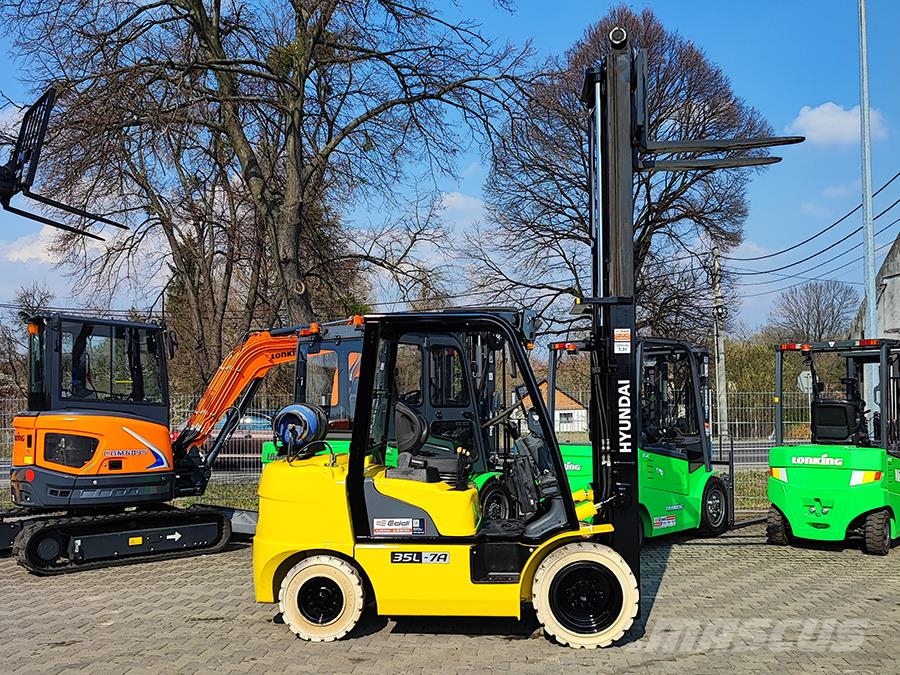 Hyundai 35L-7A LPG forklifts