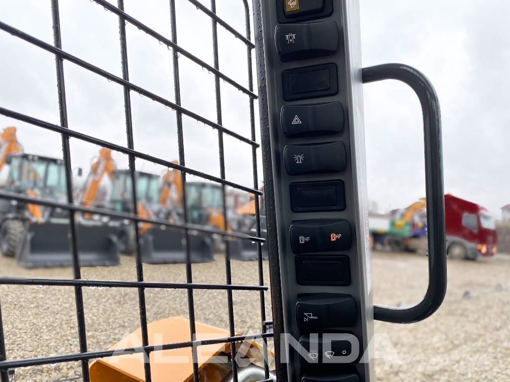 CASE SV 300 B Kompaktlader