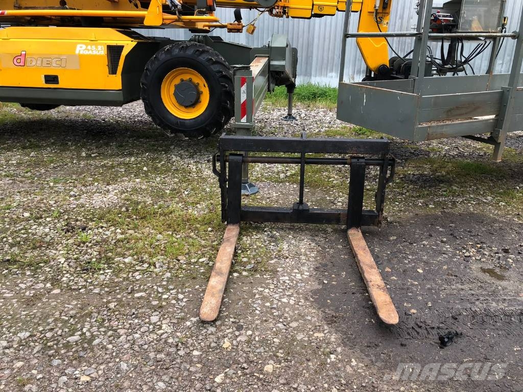 Dieci Pegasus 45.21 ROTO, REMOTE + BASKET + WINCH +FORKS Telescopic handlers